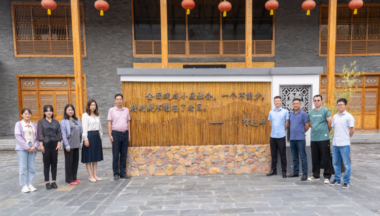 1659343415581071U39E.png Background.png