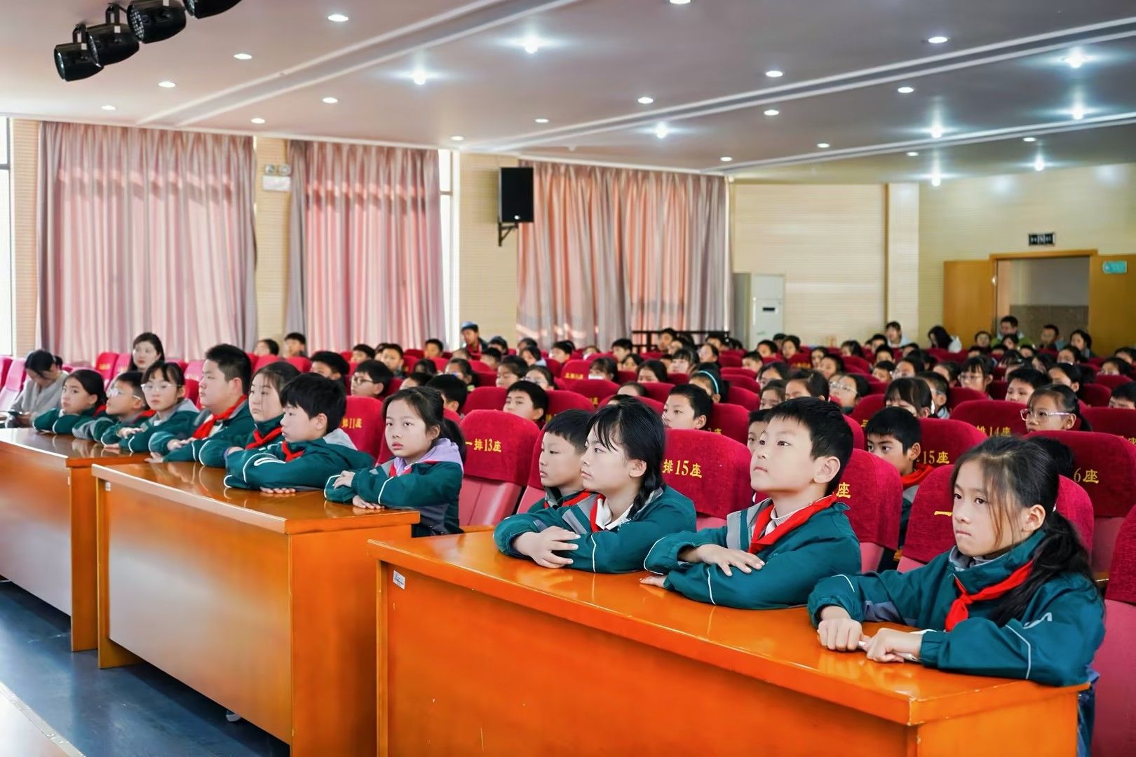 1764126133497243YNfT.jpg 10113c11-9328-4441-a963-7e4c5c4d1704.jpg