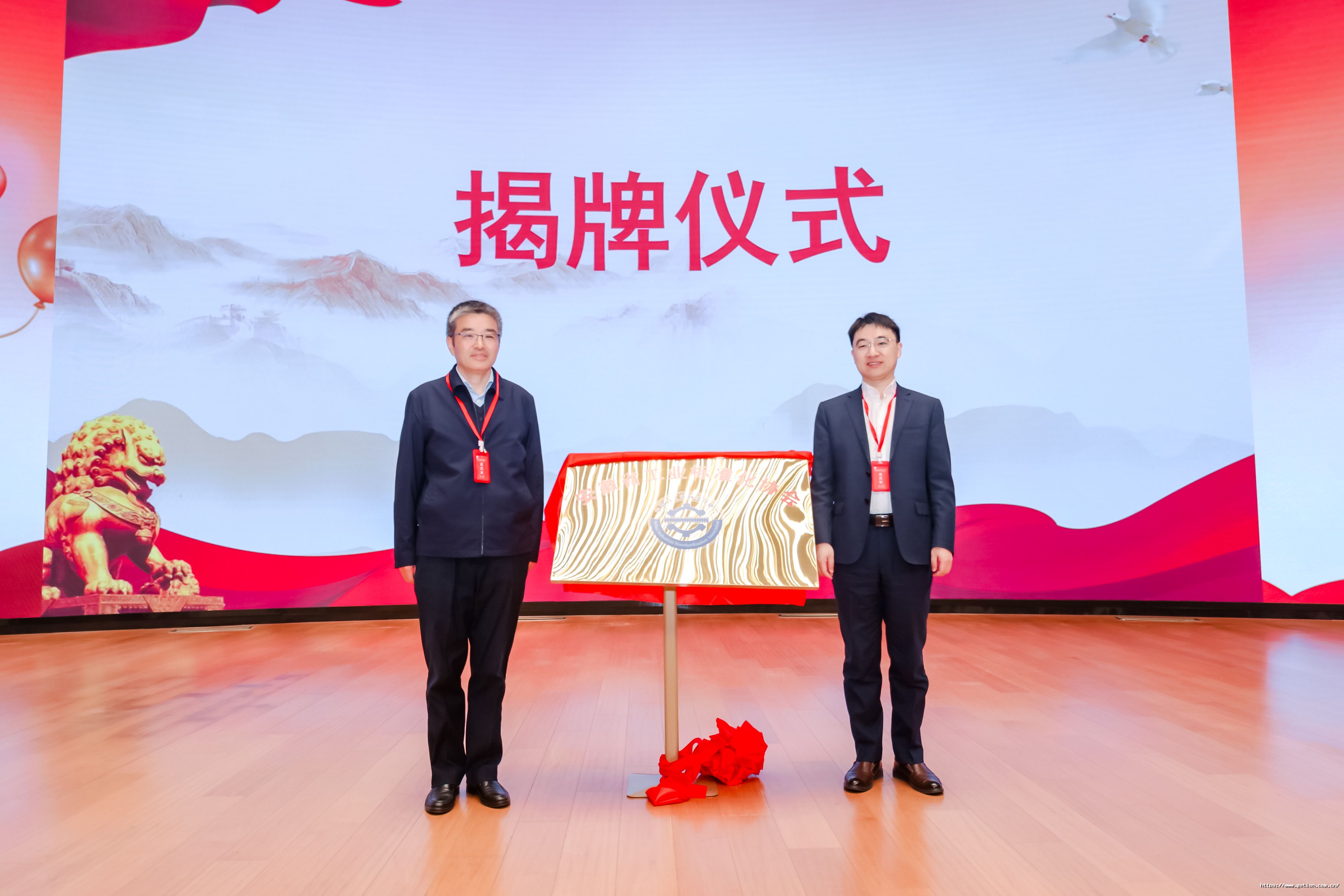 1765869032764020YTrm.jpg 0N7A0592-opq4207923725.jpg